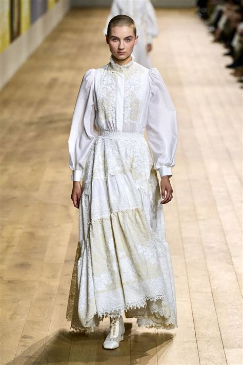 vogue maria grazia chiuri dior fall winter 2018|christian dior fall dresses.